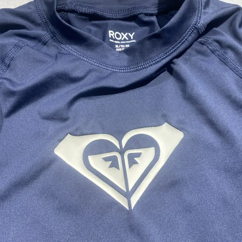 Roxy Girls Rash Guard NWT Small Stain
